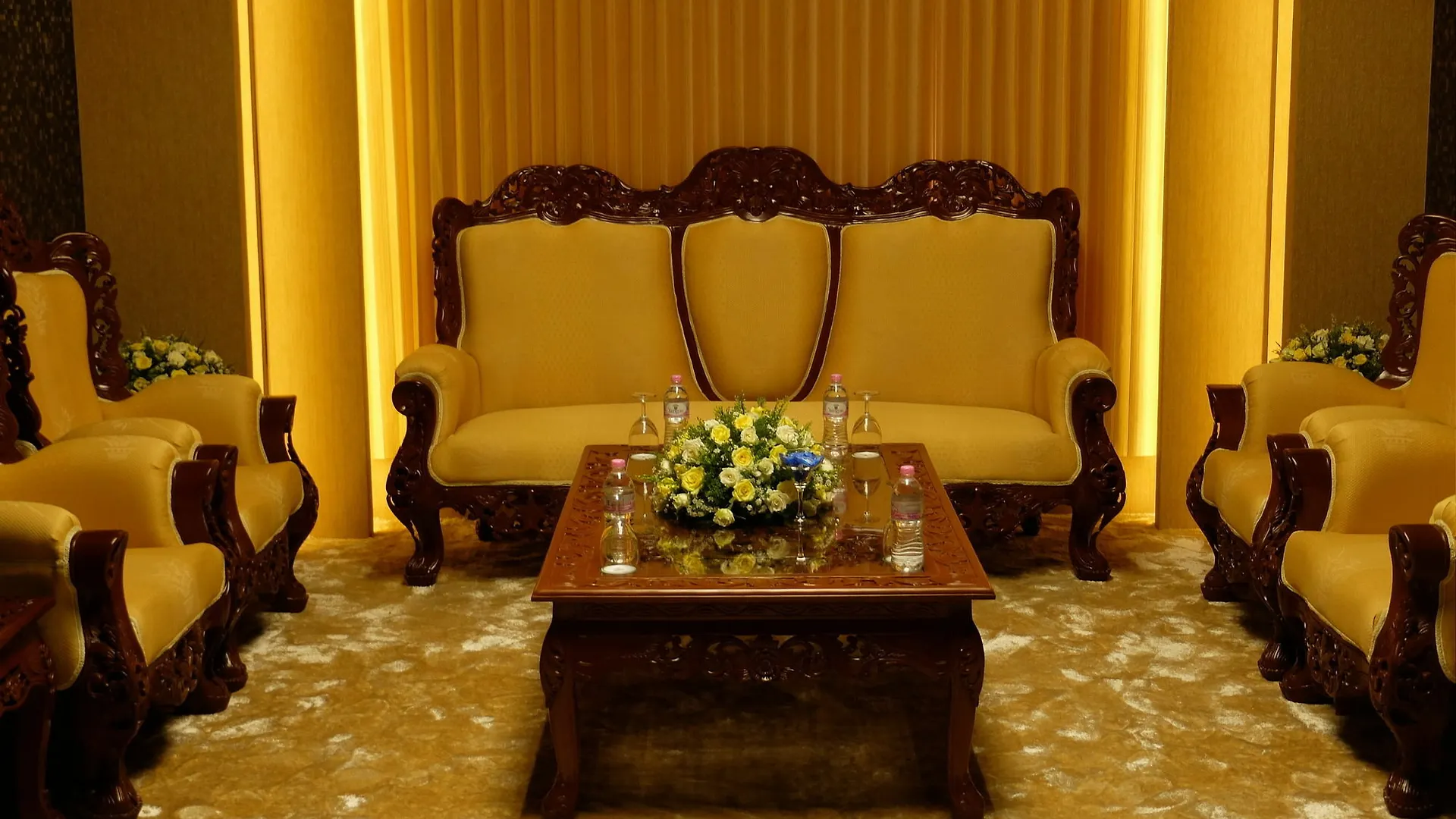 Hotel Yangon
