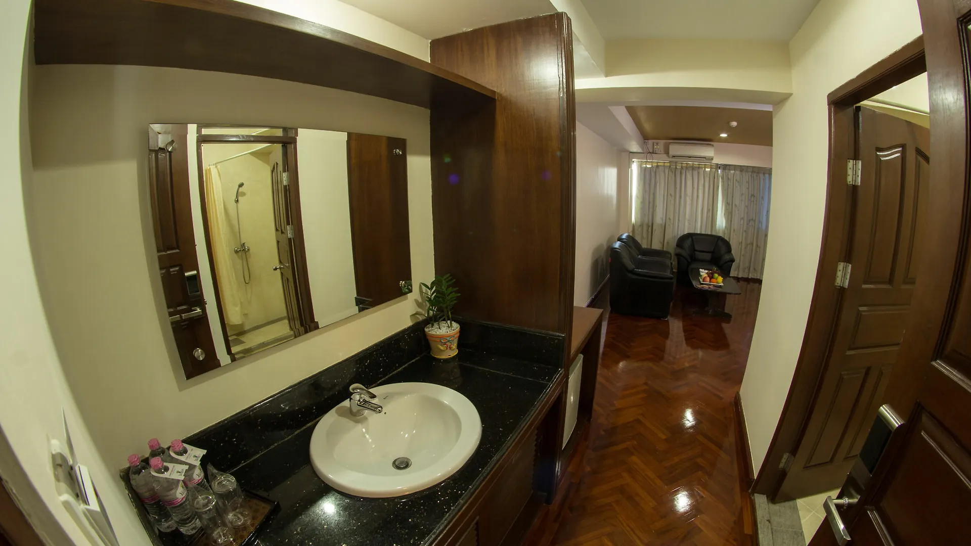 Hotel Yangon