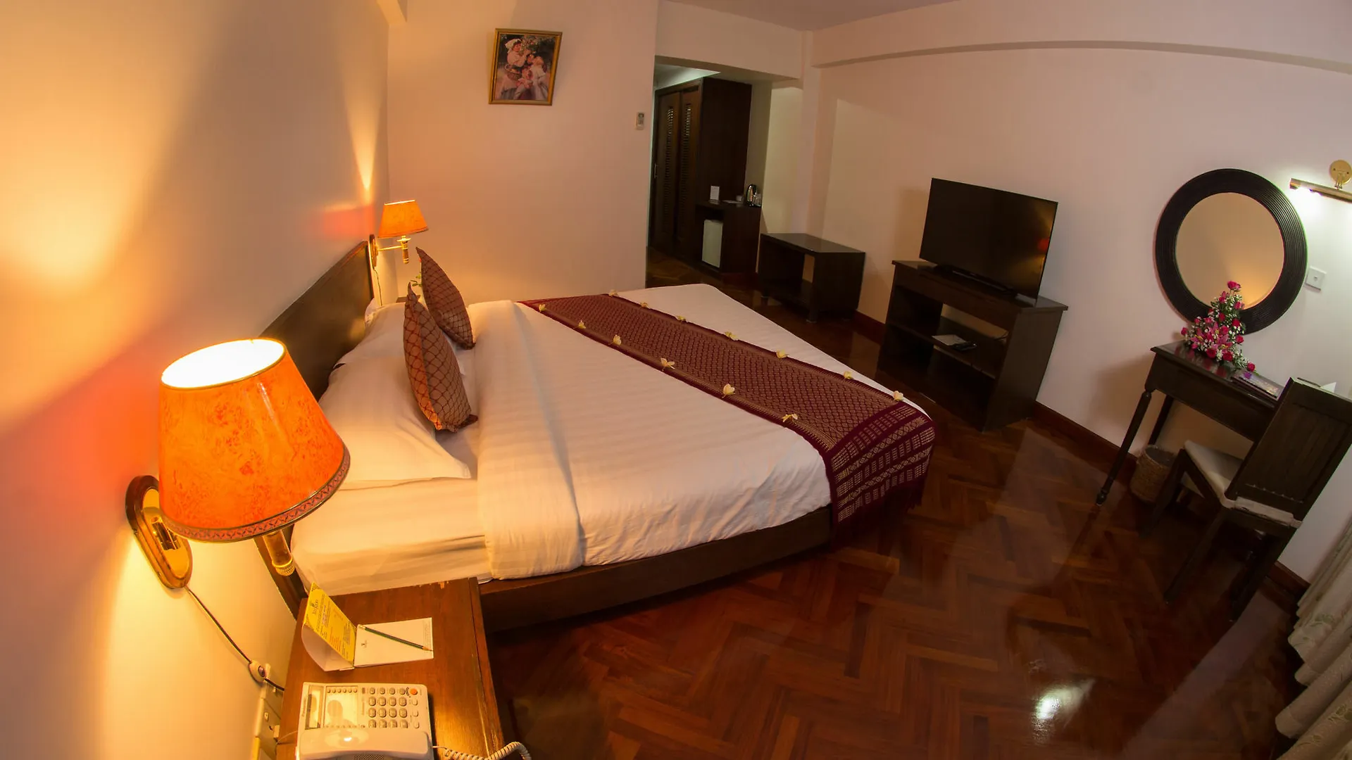 Hotel Yangon